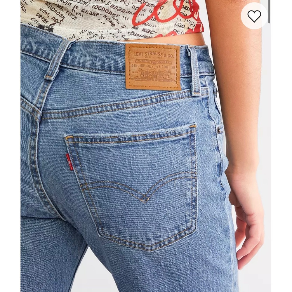 Levis Premium Middy Flare Jeans Women 30x32 Mid Rise Wide Leg Retro 70s Denim